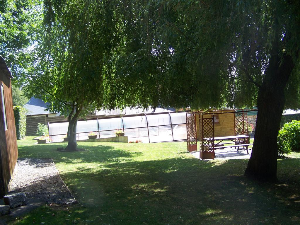 Ker-Loen Bed & Breakfast Val-Couesnon Luaran gambar