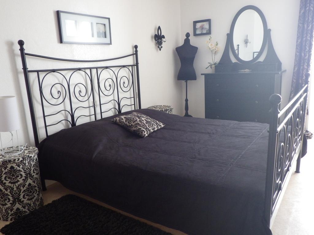 Ker-Loen Bed & Breakfast Val-Couesnon Bilik gambar